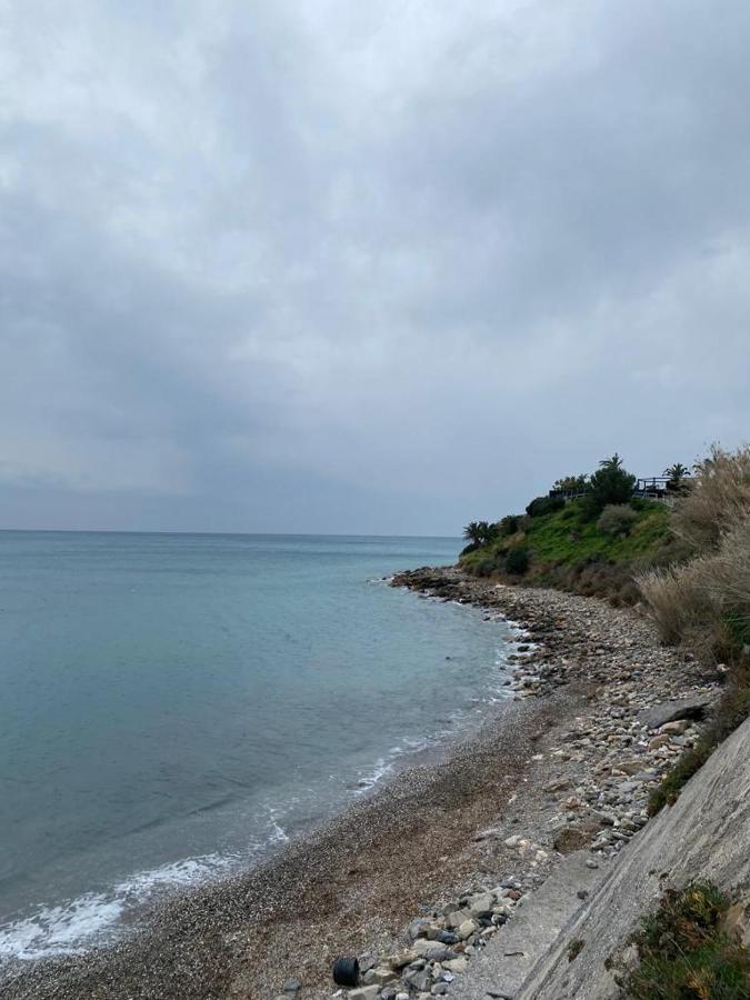 Appartamento Vista Mare Альбенга Экстерьер фото