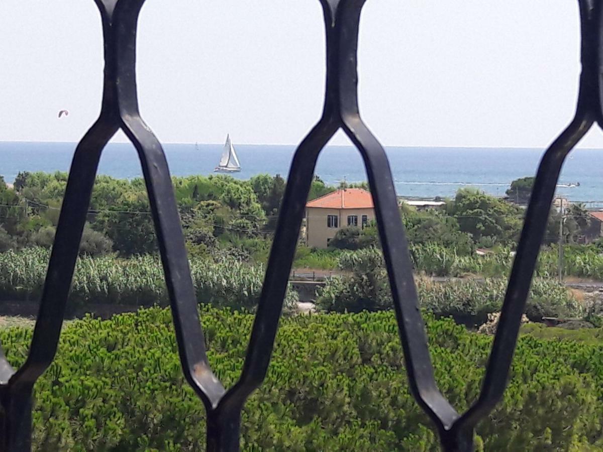 Appartamento Vista Mare Альбенга Экстерьер фото