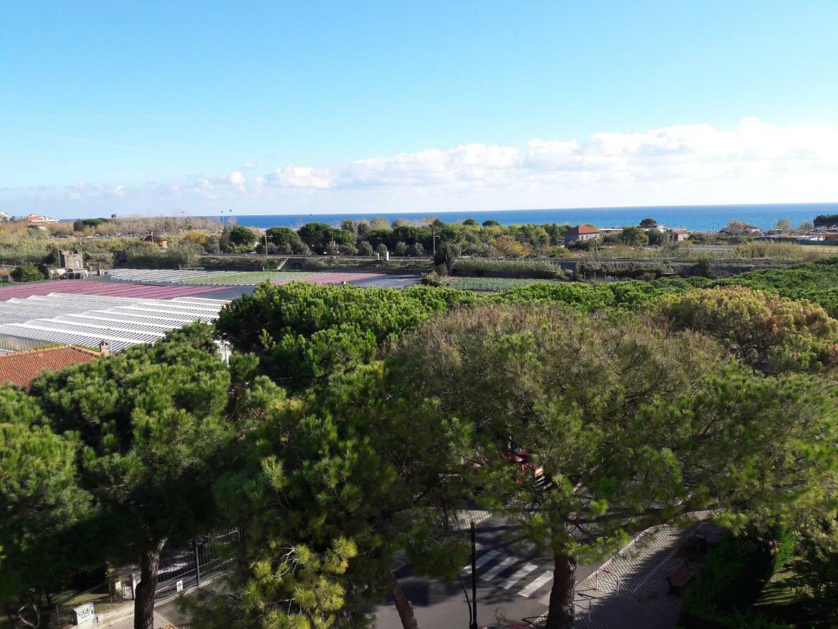 Appartamento Vista Mare Альбенга Экстерьер фото